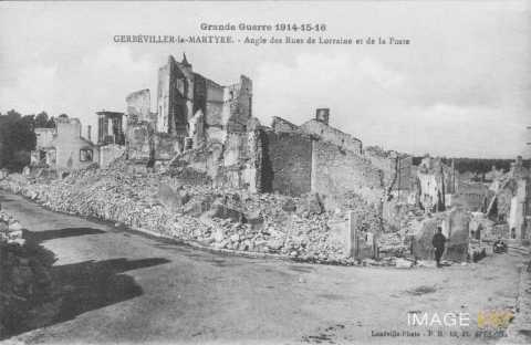 Carrefour en ruines (Gerbéviller)